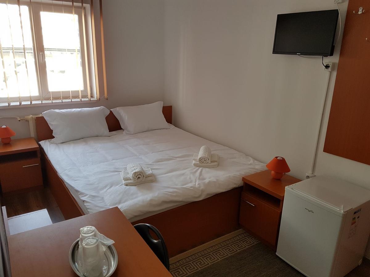 Ferienwohnung Piete Targuri Si Oboare Făgăraş Exterior foto