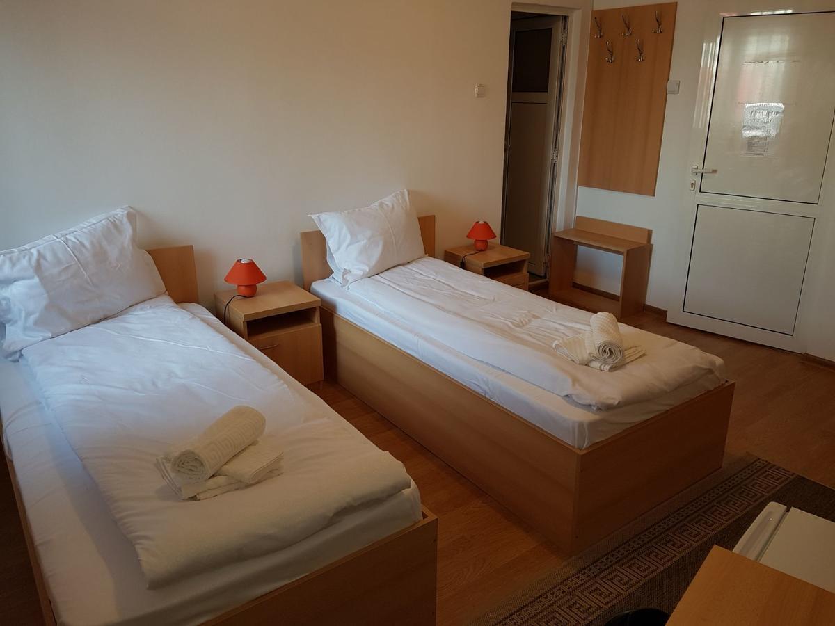 Ferienwohnung Piete Targuri Si Oboare Făgăraş Exterior foto