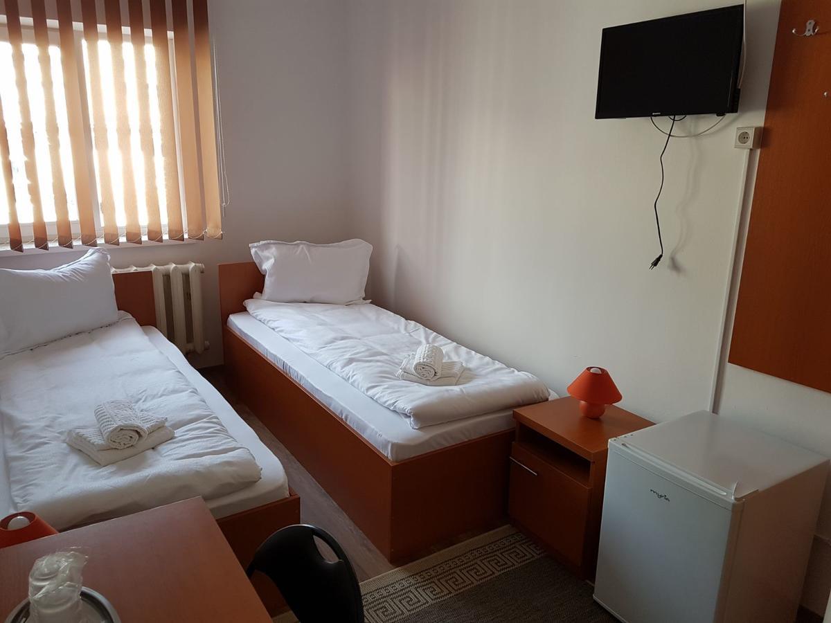 Ferienwohnung Piete Targuri Si Oboare Făgăraş Exterior foto